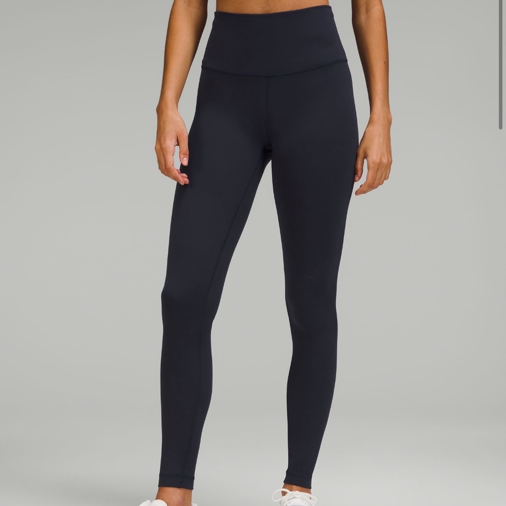 Lululemon True Navy Wunder Train High Rise 28” Leggings